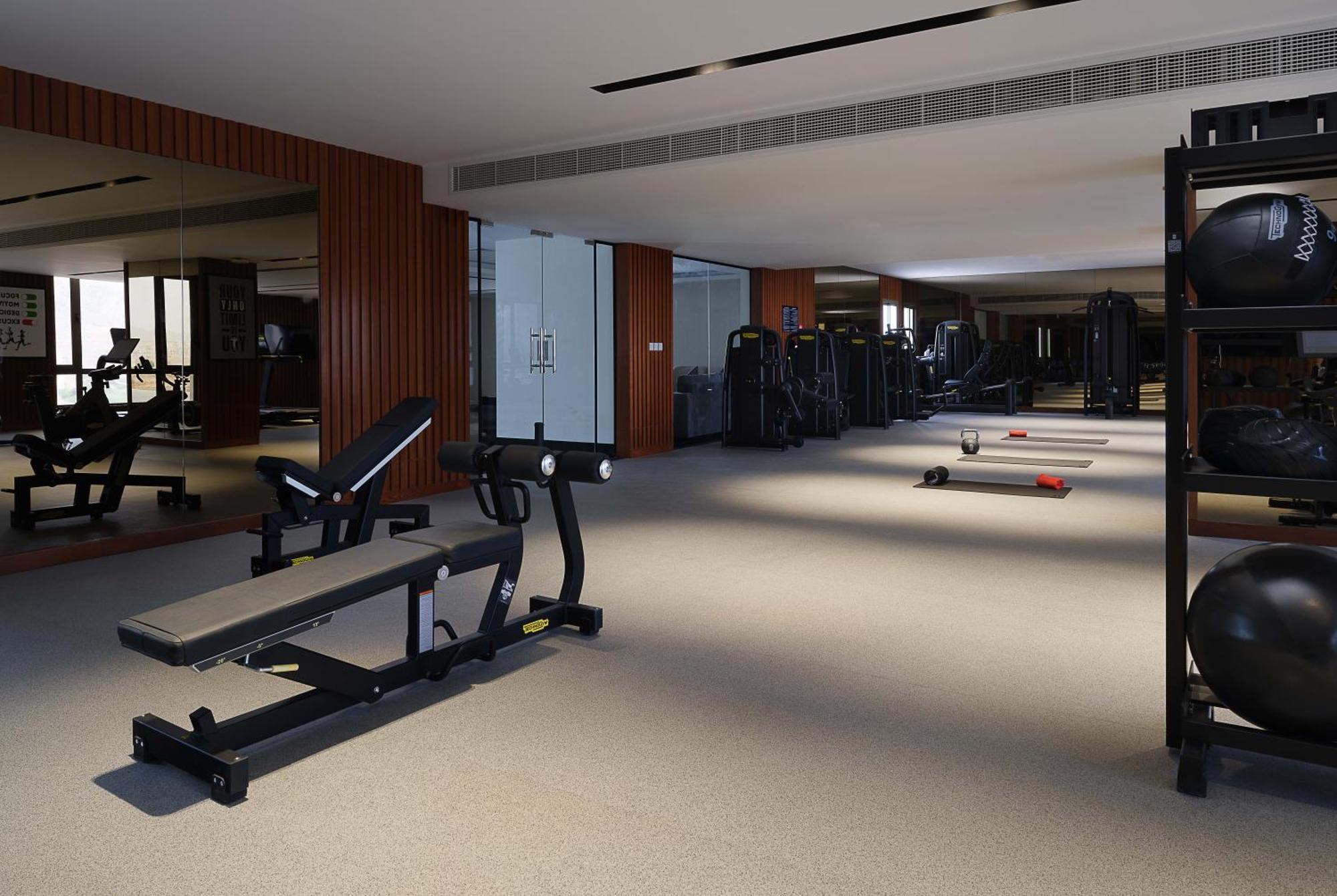 Doubletree By Hilton Muscat Qurum Extérieur photo