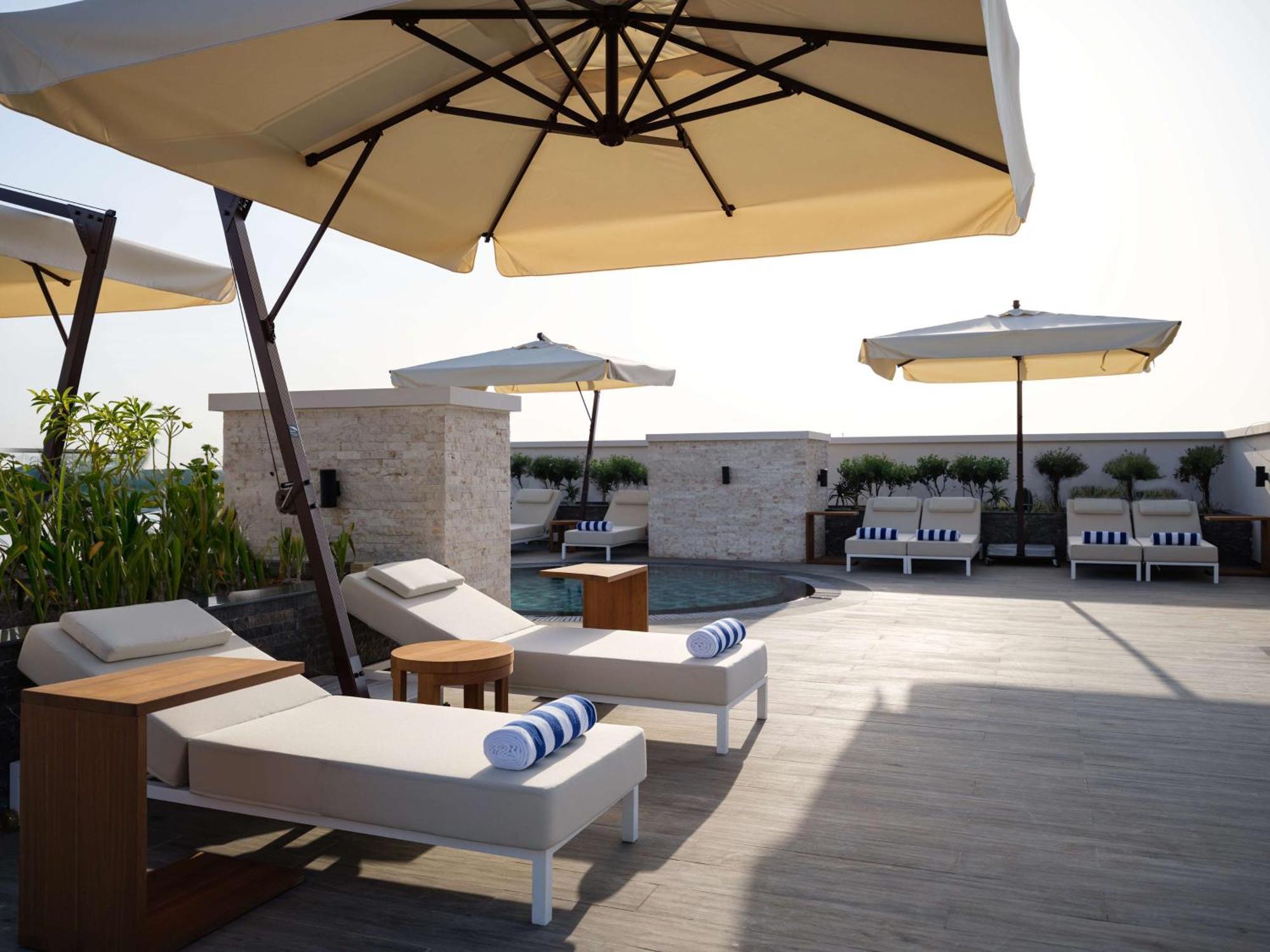Doubletree By Hilton Muscat Qurum Extérieur photo